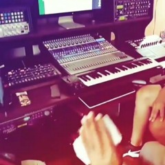 Taelinko - Bang My Line (mix).mp3