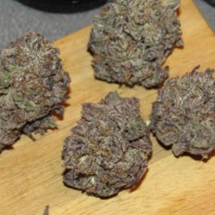 Best Weed In The World - #IAmYYC Feat Merkules, Fingaz