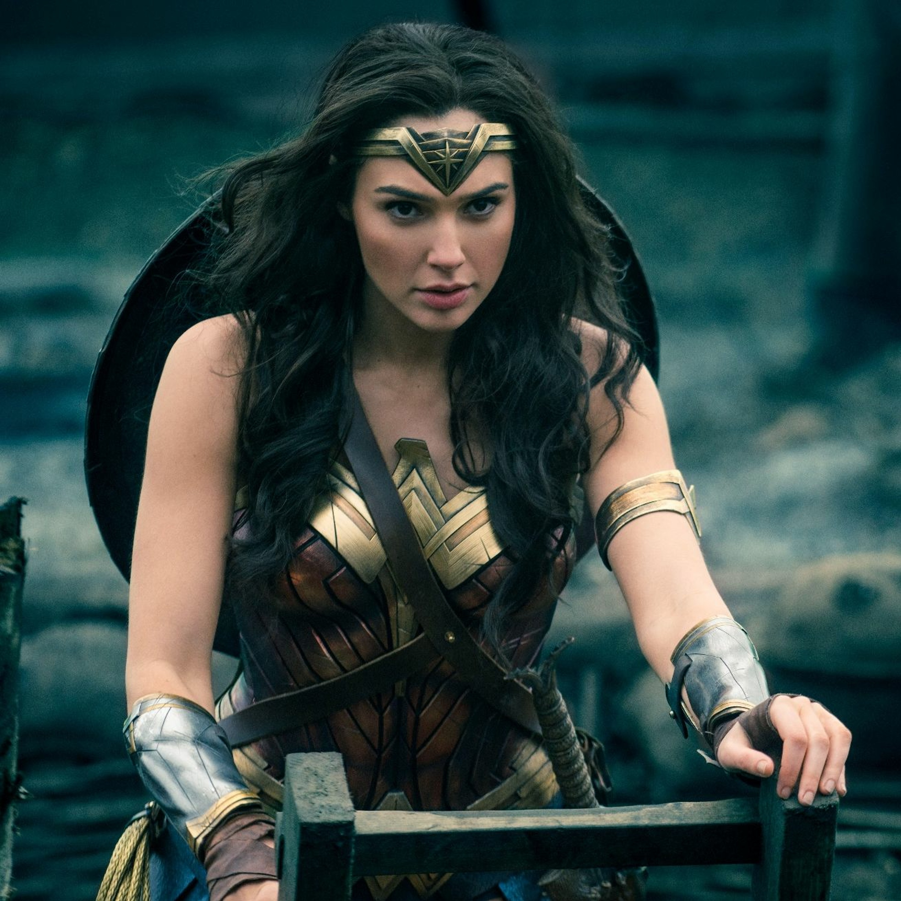La mujer maravilla y otras heroínas del cine episode artwork