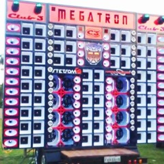 MEGATRON - MC Arraia - Suave Suavão Várias Tchuca Dançando - É O Megazord (DJ BL)