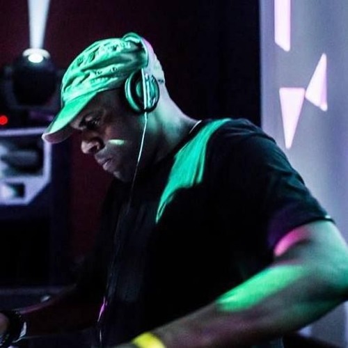 Urban Dubz Sessions -  Vol 4 (Jeremy Sylvester )