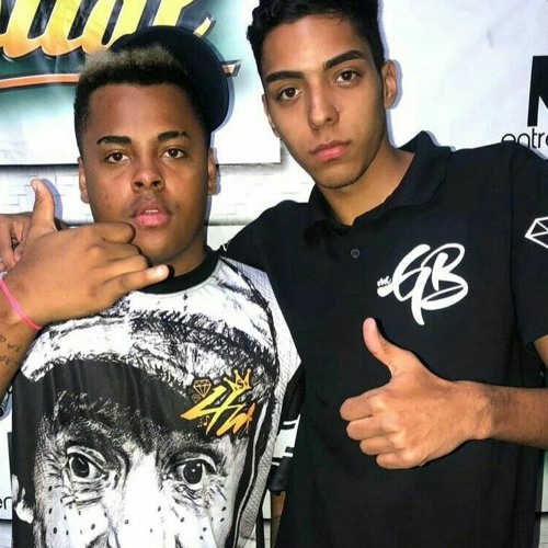 MC Kitinho e MC Rafa 22 - Chumbo Grosso - Desce, Sobe (DJ Guina)