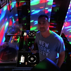 DJ VINCE T - " VIBING TO THOSE MASTERMIX DANCE PARTIES BACKMIN THE DAY"