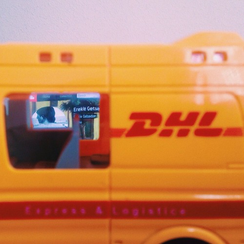 DHL (satamasho manqanis tracki)