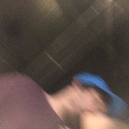 <3