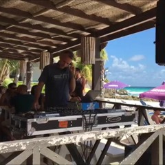 2018-04-07 Vujaday Tiki Beach Birthday Set