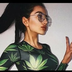 Behdad & Estrella - Farari OFFICIAL VIDEO 4K.m4a