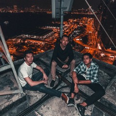 STUFF FROM flw.state - GROUP WITH THE HOMIES