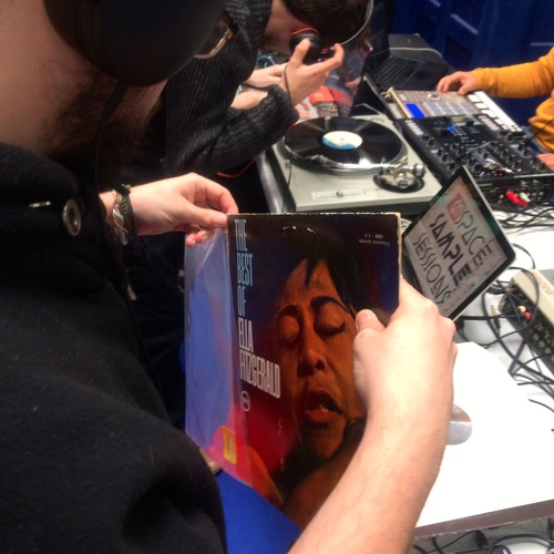 SSS04 - Charms Factory - Sweet Trumpets