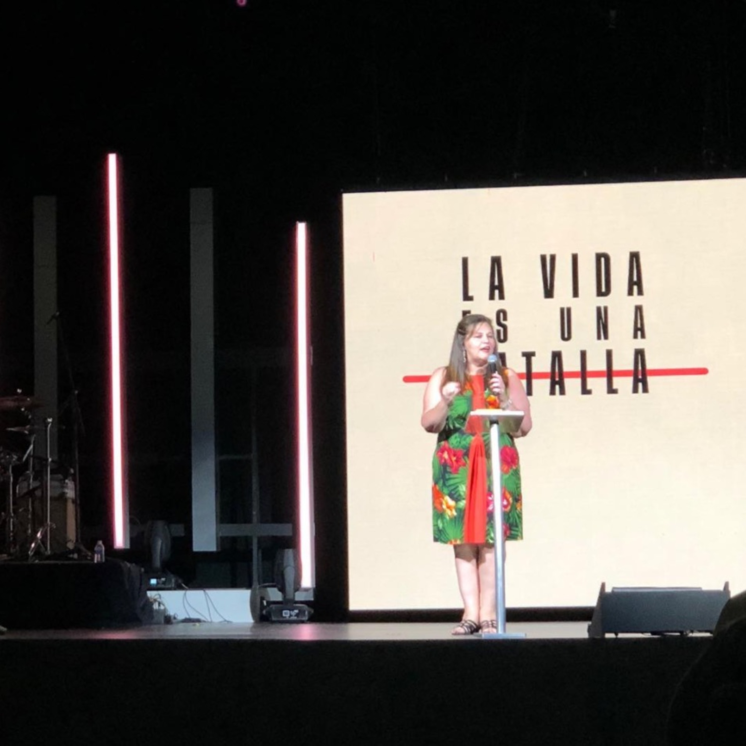 La Vida Es Una Batalla - Ps Doris Mora - 4/15/18 episode artwork