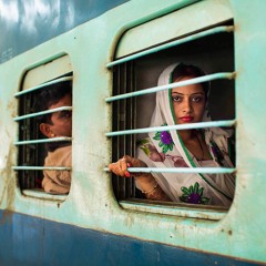 Jen Moore Feat Roddy Lorimer - Hampi