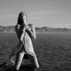 Un Momento Mas Profundo Feat. Jane Heymann & Daniela (Original Mix) » downloadhouse.net
