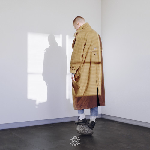 Premiere: 111X 'Empty'
