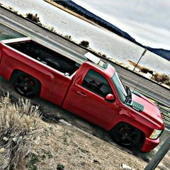 En La Bola-El De La Guitarra Ft. Legado 7