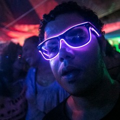 Charodey Jeddy - How We Do (Feat D55)