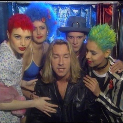 Push The Feeling On Novinha