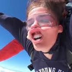 SKYDIVE W ME BOIIIII