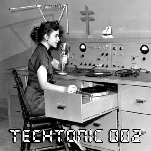 TechTonic E2 'Idealistic Naive' Techno Mix (July 2016)