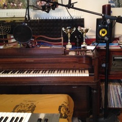 "Kate" live improvised on iphone