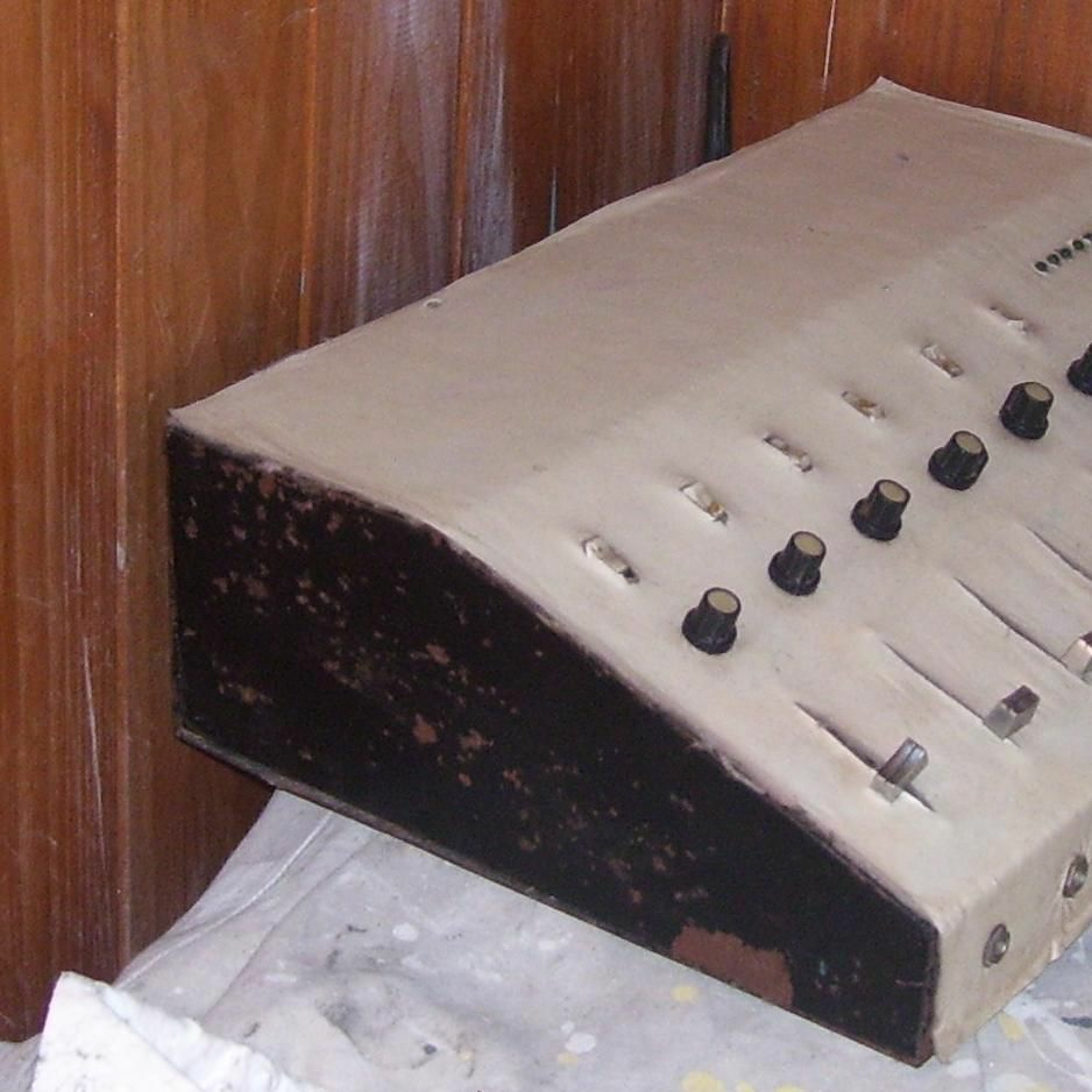 Radio Granjh 85 mhz