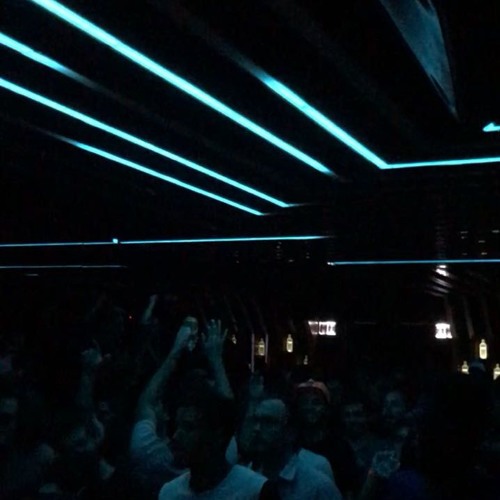Ian R. at Moving / D.EDGE São Paulo - Brasil 26.04.2018