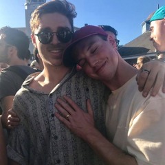 Harry & The Amateur - Anzac Day Disco (Live @ Beach Road)