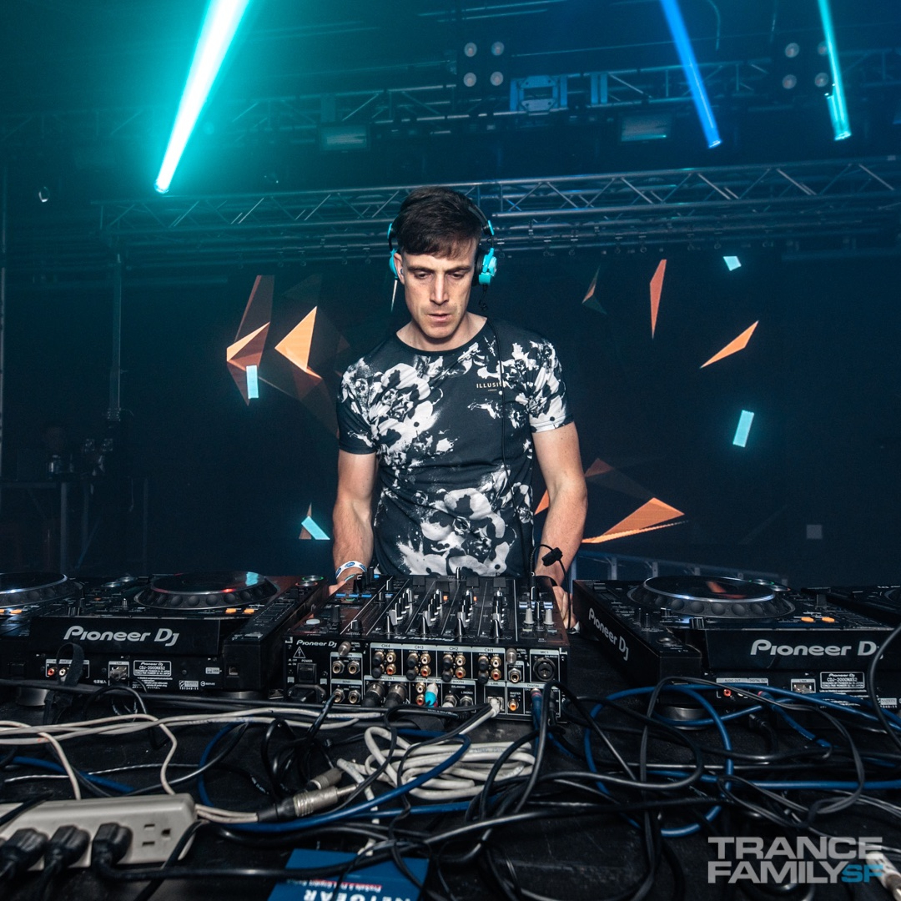 Bryan Kearney - LIVE @ Kearnage USA, The Midway, San Francisco, April 2018