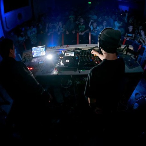 Mortal Kombat (EMOXX VIP)
