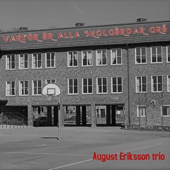 Varför är alla skolgårdar grå