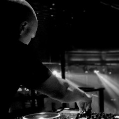 Weekend Beats by Fabry Carrasco - 28.04.18