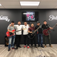 Los Lujos Del R - La Plaga de La Sierra (En Vivo)