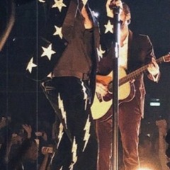 Harry Styles Live in Hong Kong - Guitar Tune
