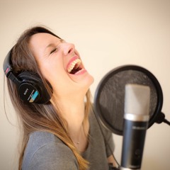Locutora Romina A.