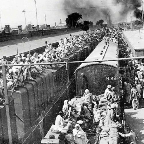 Apno ka sath do ( Aay #Muhajiro )