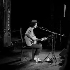 โถขี้ (Yena) - ชาติ สุชาติ