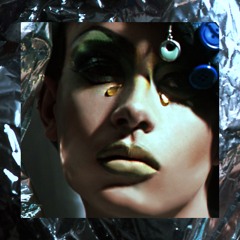 2. FUNKEE (feat. AÏDA)