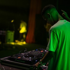 AI BOTA (( DJ LUAN LIMA )) MC LARISSA