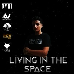 LIVING IN THE SPACE VOL 1