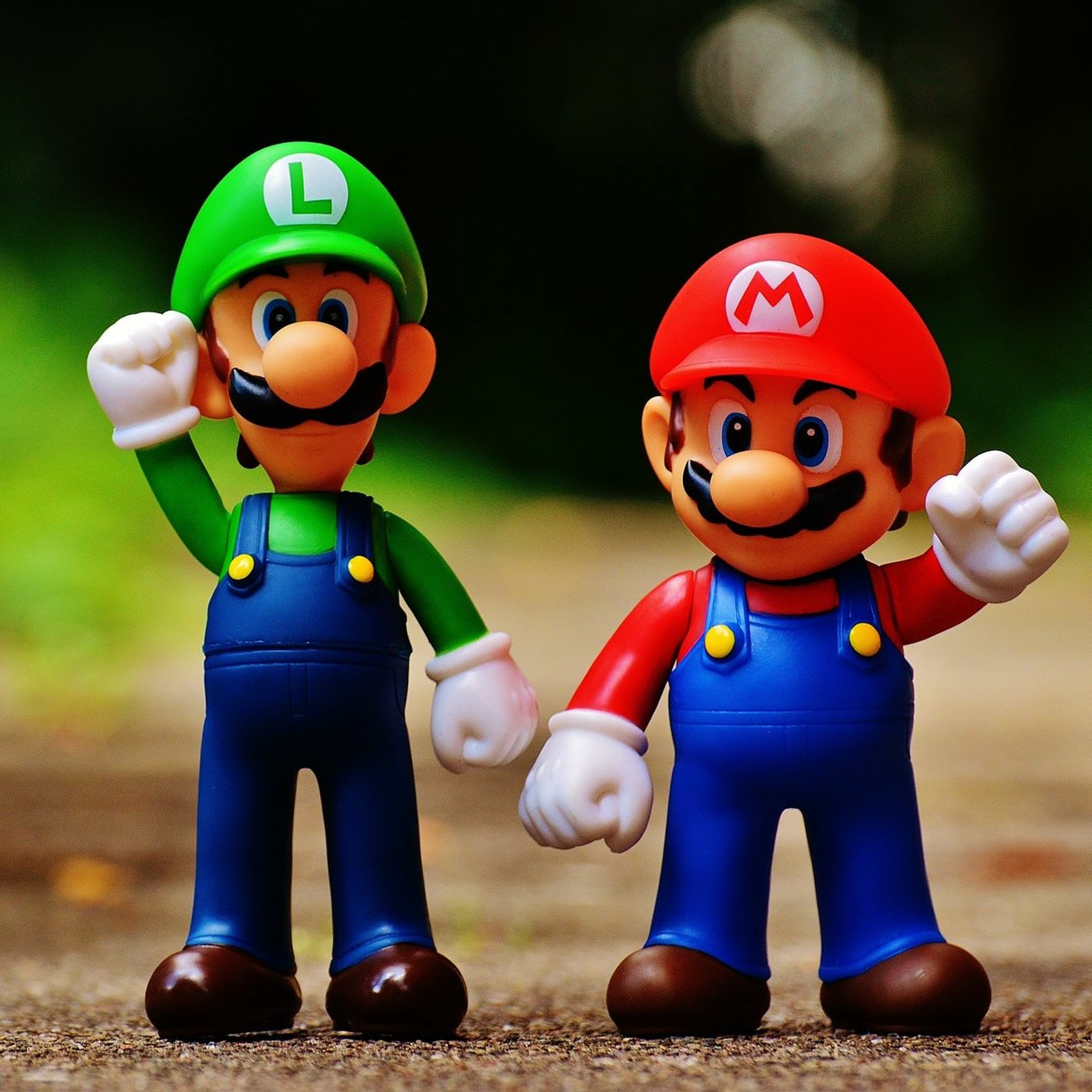 Elizr - Everything Podcast: Gaming & More.