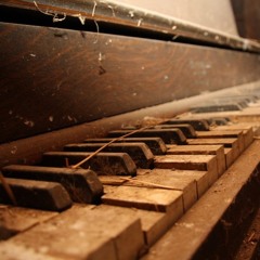 BROKEN PIANO