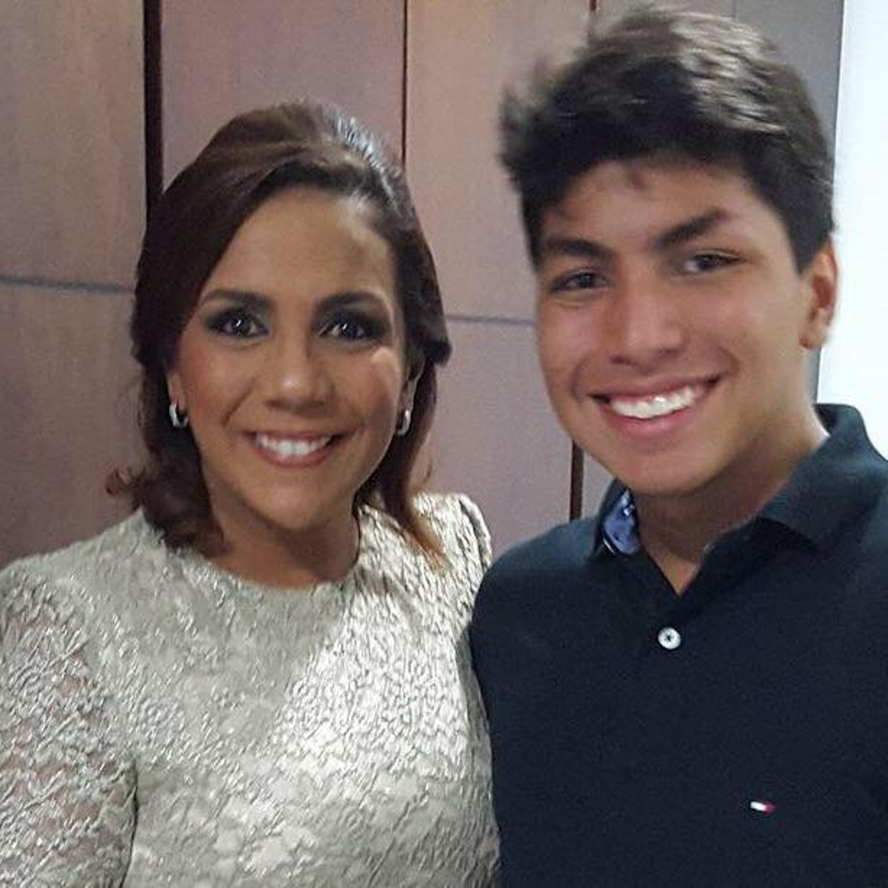 Feliz día mamá