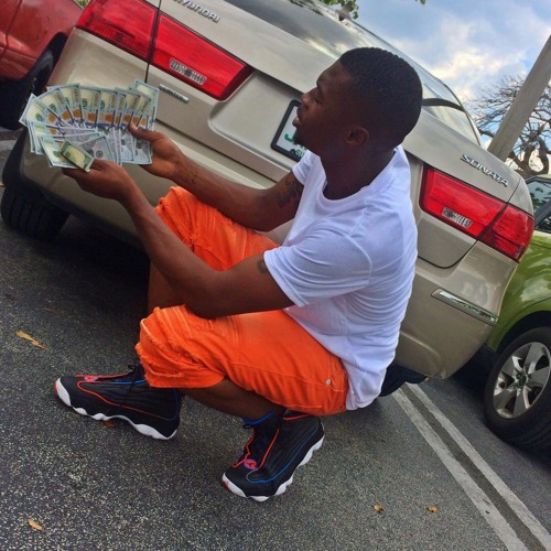 Luh Robberly - Give It To Em