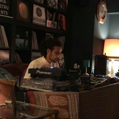 ♥️♥️ no phones alowed