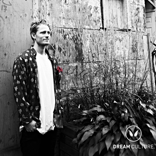 Dreamcast - Dexter Crowe
