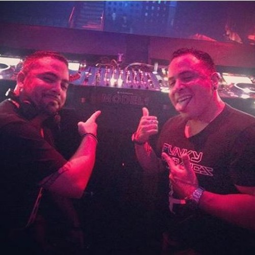 GrindHouse Vocals (d.Santis & David Paul) (R Bedoya Edit)-Dubfire, Radio Slave, M Houle DOWNLOAD
