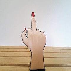 middle finger