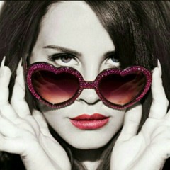 Hot hot hot Lana Del Rey (big bad wolf demo)