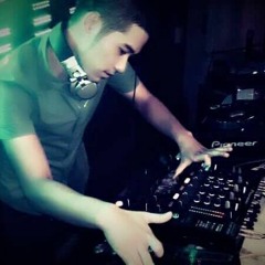 Ngã Tư Đường (Remix 2011)