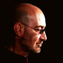 Siavash ghomeyshi. tak