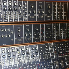 Classic Moog System 55: Triple 921AB OSC to 904ABC VCF Test 02